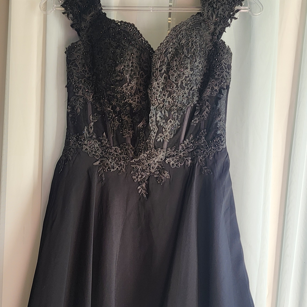Clarisse Black Lace Prom Dress